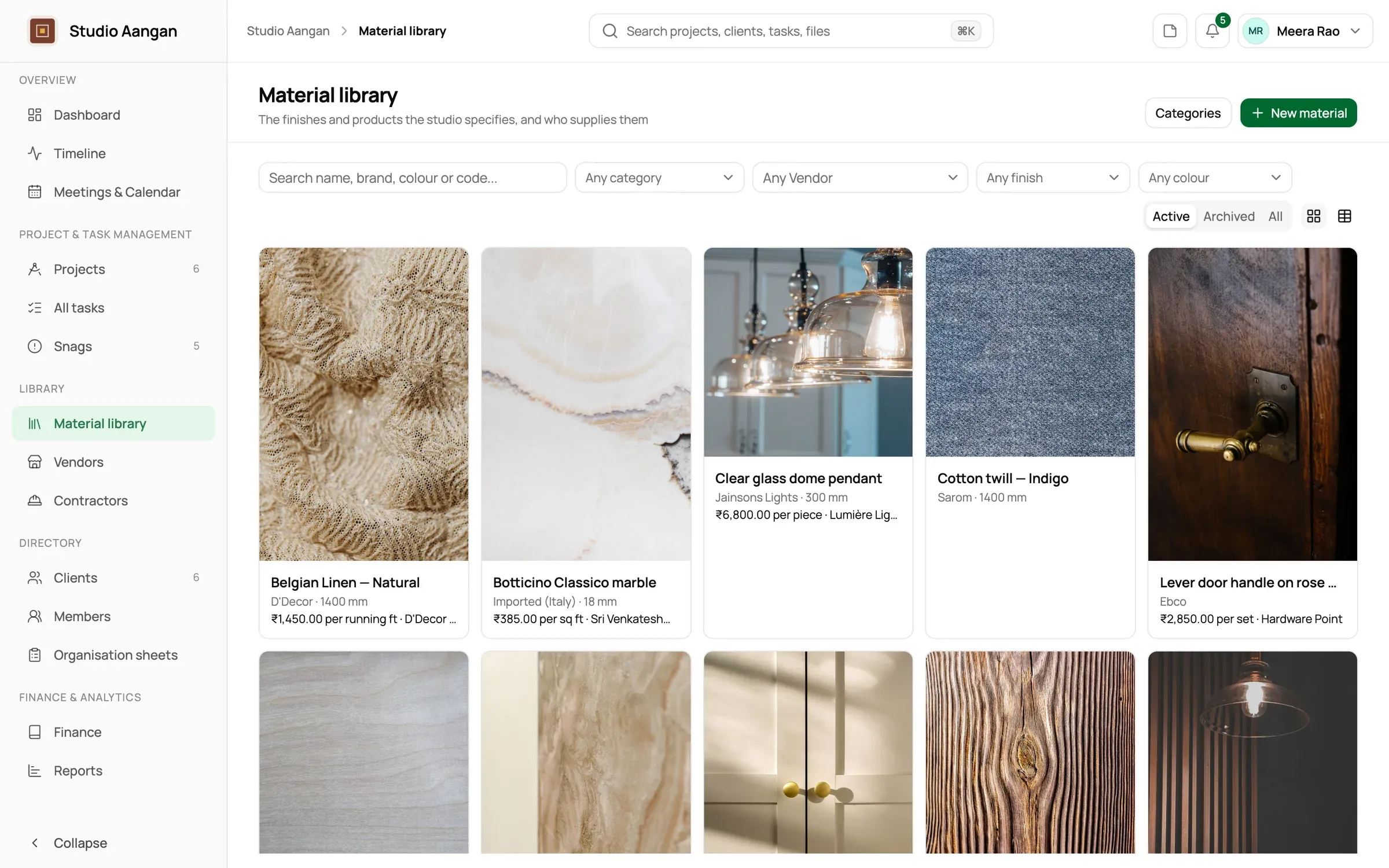 The material library with photos of laminates, tiles and fabrics